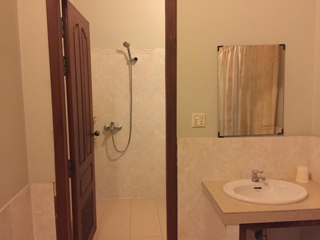 Iki Iki Guesthouse Сиемрип Экстерьер фото
